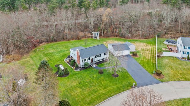 14 Silver Doe Lane, Merrimack, NH 03054