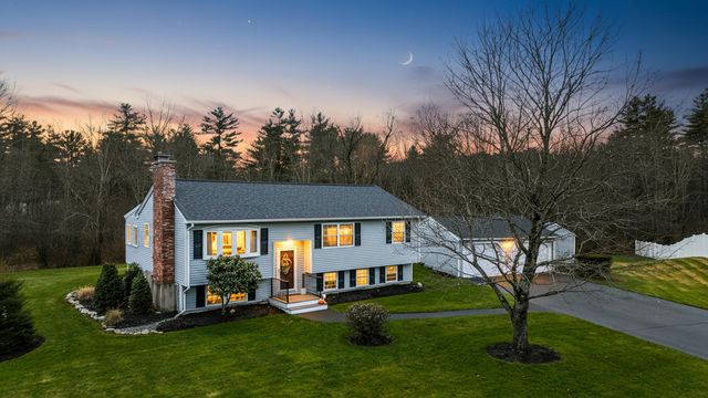 14 Silver Doe Lane, Merrimack, NH 03054