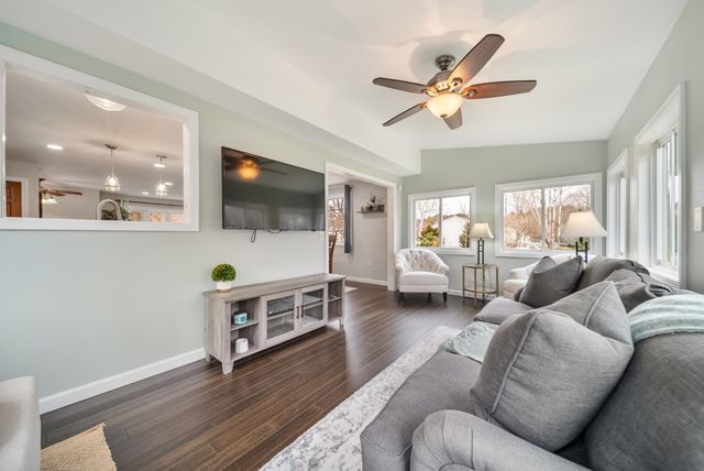 14 Silver Doe Lane, Merrimack, NH 03054