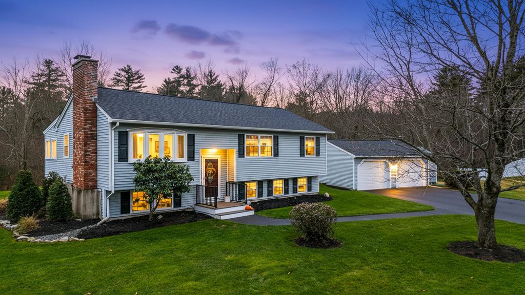 14 Silver Doe Lane, Merrimack, NH 03054