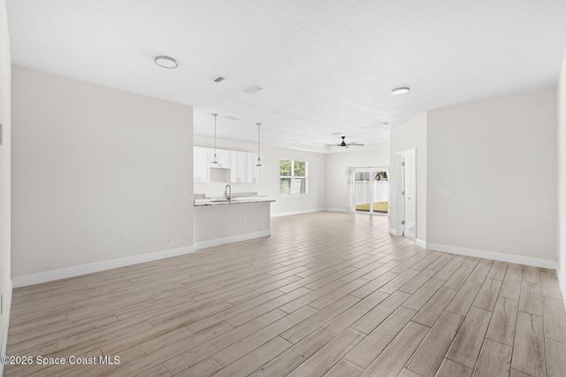 1052 Corbin Circle SW, Palm Bay, FL 32908