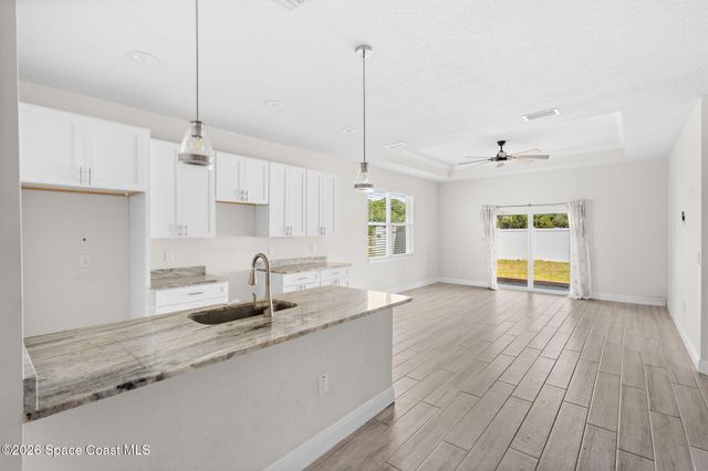 1052 Corbin Circle SW, Palm Bay, FL 32908