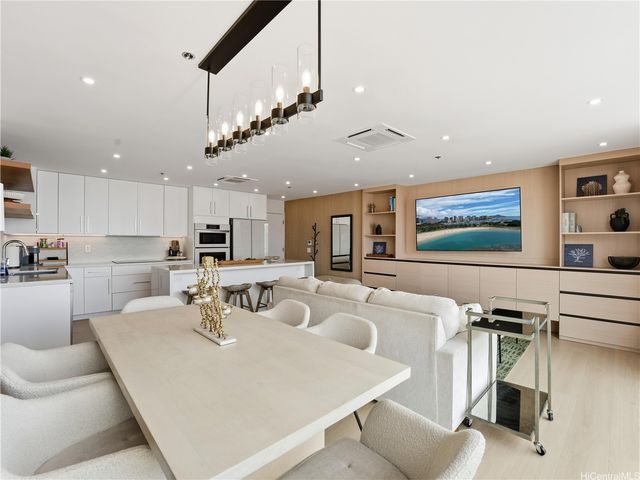 1777 Ala Moana Boulevard 2608, Honolulu, HI 96815