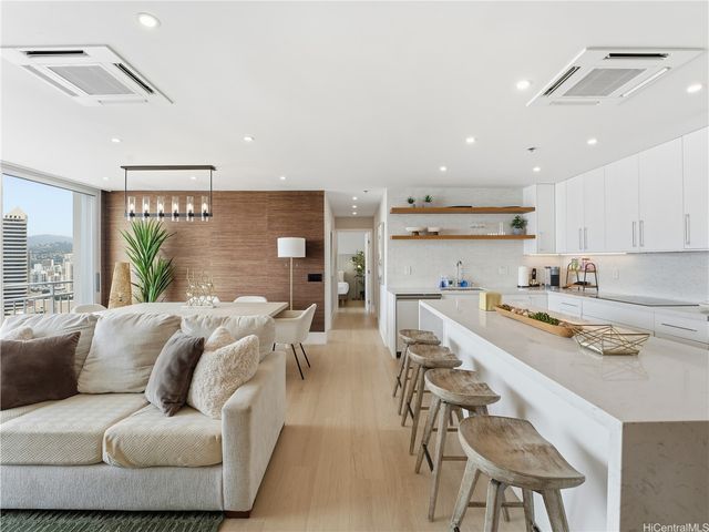 1777 Ala Moana Boulevard 2608, Honolulu, HI 96815