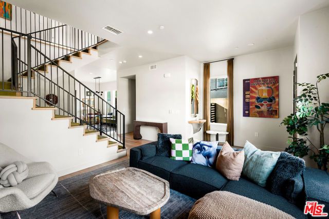 4211 Ince Boulevard, Culver City, CA 90232