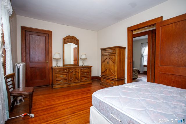 158 West Thames Street, Norwich, CT 06360