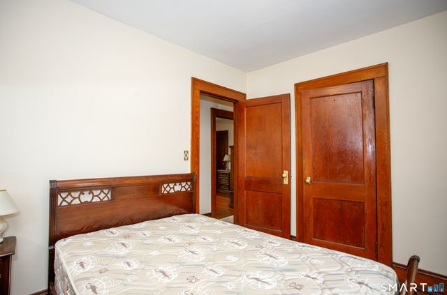 158 West Thames Street, Norwich, CT 06360