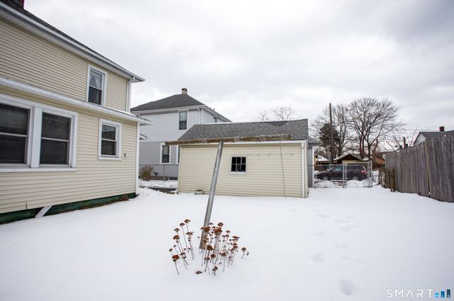 158 West Thames Street, Norwich, CT 06360