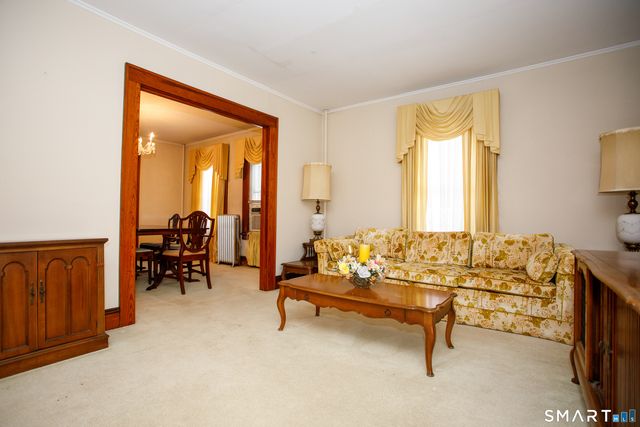 158 West Thames Street, Norwich, CT 06360