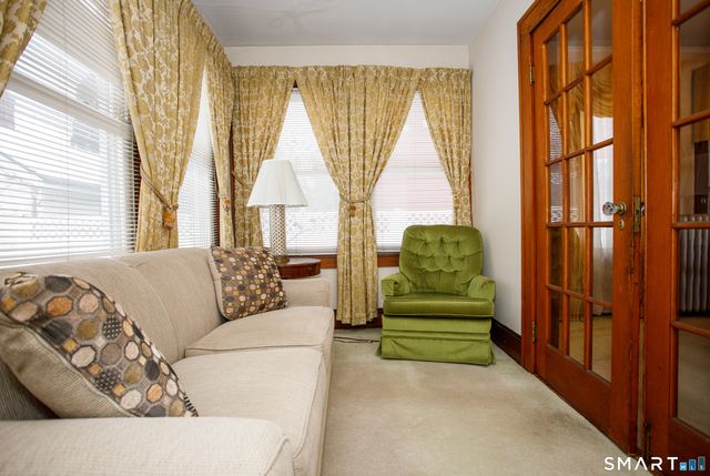 158 West Thames Street, Norwich, CT 06360