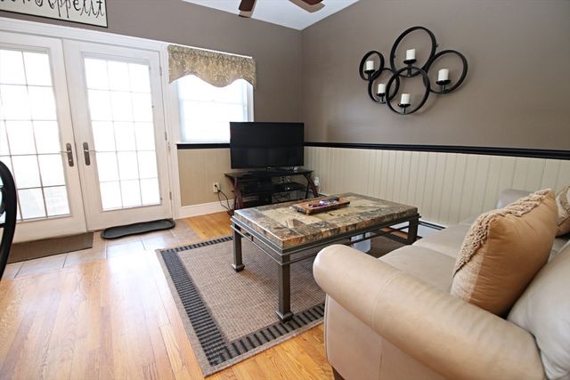 43 Taylor Street, Saugus, MA 01906