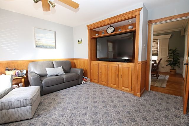 43 Taylor Street, Saugus, MA 01906