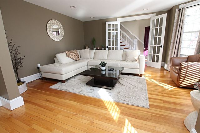 43 Taylor Street, Saugus, MA 01906