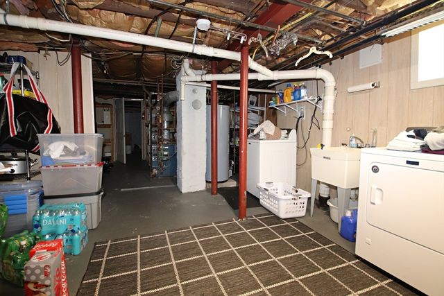 43 Taylor Street, Saugus, MA 01906