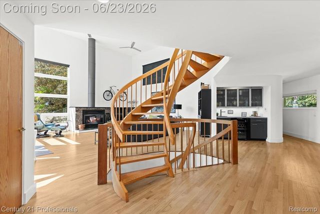 5255 Oak Hill Trail N, Commerce Charter Township, MI 48382