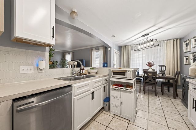 8926 Westbrae Gardens Court, Houston, TX 77031