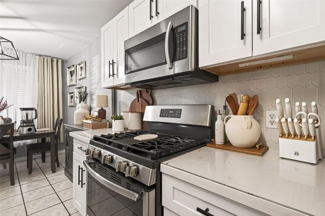 8926 Westbrae Gardens Court, Houston, TX 77031