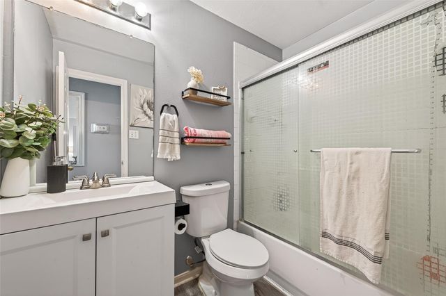 8926 Westbrae Gardens Court, Houston, TX 77031