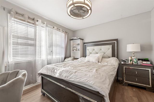 8926 Westbrae Gardens Court, Houston, TX 77031