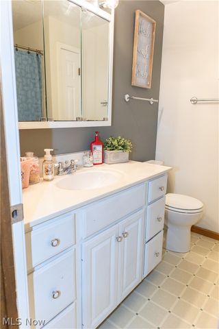 2122 Windham Street NE, Canton, OH 44721