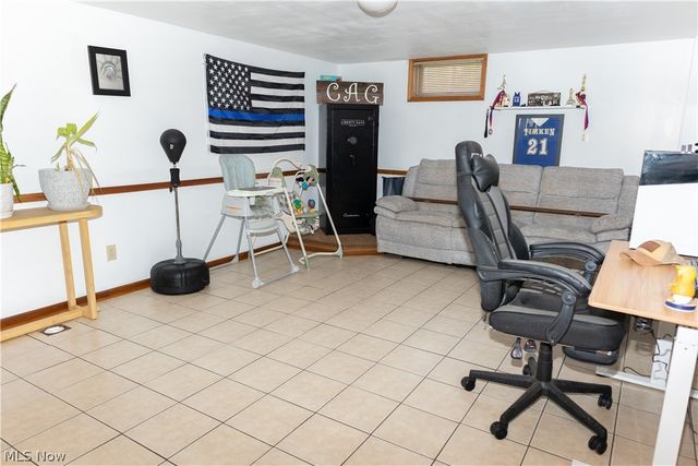 2122 Windham Street NE, Canton, OH 44721