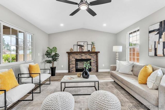 9209 Arnaz Way, Santee, CA 92071