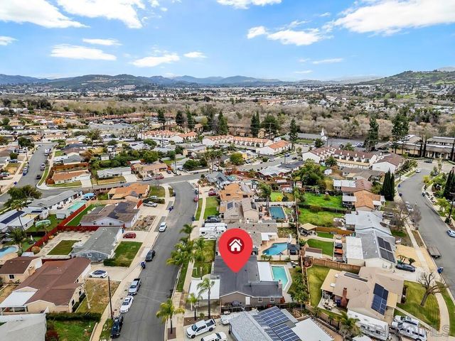 9209 Arnaz Way, Santee, CA 92071