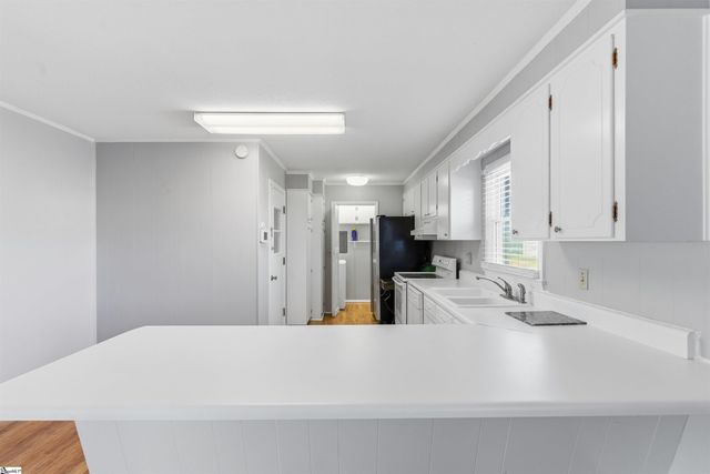 111 Mcdowell Drive, Boiling Springs, SC 29316