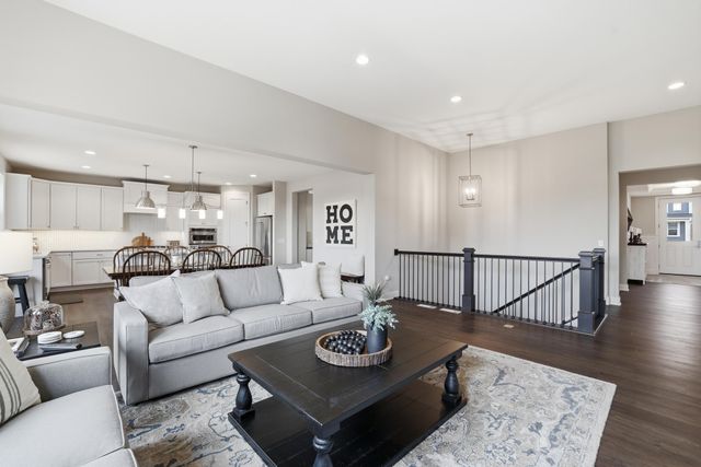 7099 61st Street S, Cottage Grove, MN 55016