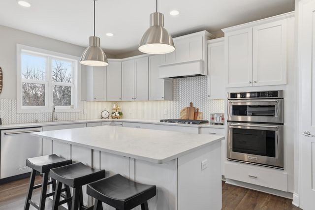 7099 61st Street S, Cottage Grove, MN 55016