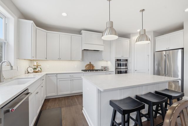 7099 61st Street S, Cottage Grove, MN 55016