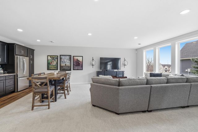 7099 61st Street S, Cottage Grove, MN 55016