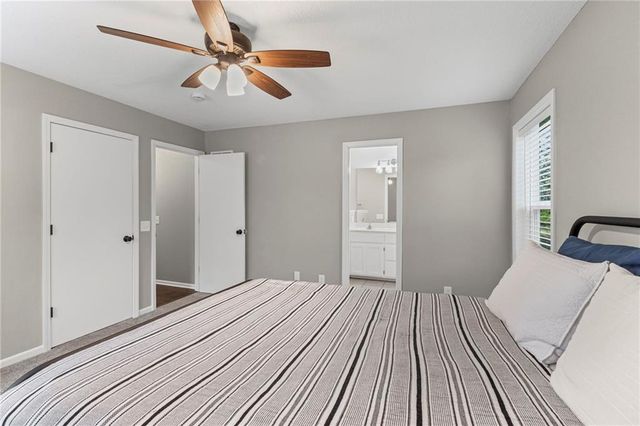 6009 Walnut Cove, Trimble, MO 64492