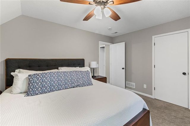 6009 Walnut Cove, Trimble, MO 64492