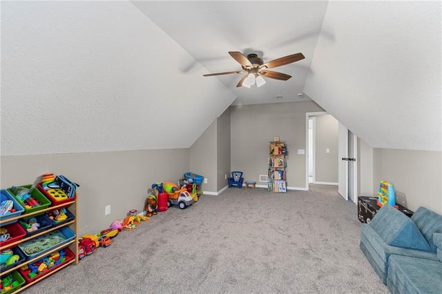 6009 Walnut Cove, Trimble, MO 64492