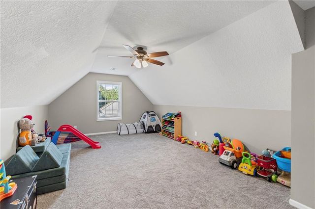 6009 Walnut Cove, Trimble, MO 64492