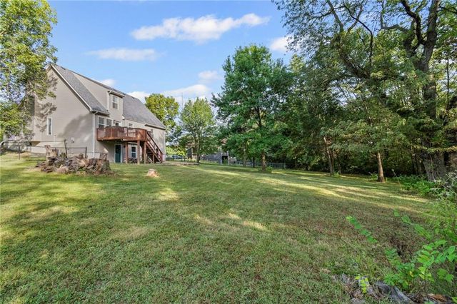 6009 Walnut Cove, Trimble, MO 64492