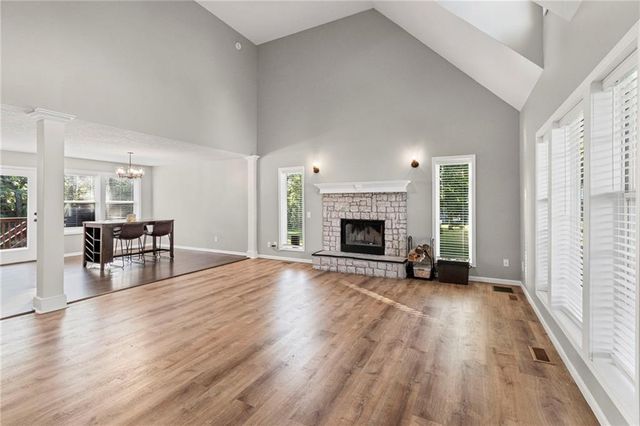 6009 Walnut Cove, Trimble, MO 64492