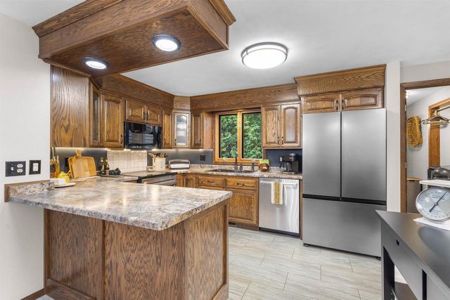 N294 ROGERS LANE, Appleton, WI 54915