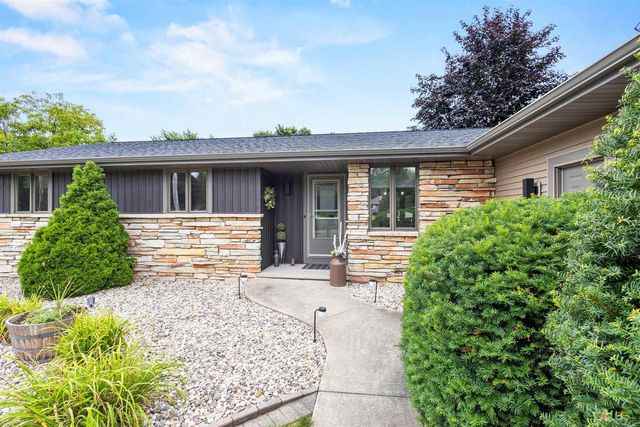 N294 ROGERS LANE, Appleton, WI 54915