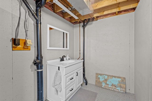 N294 ROGERS LANE, Appleton, WI 54915