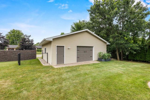 N294 ROGERS LANE, Appleton, WI 54915