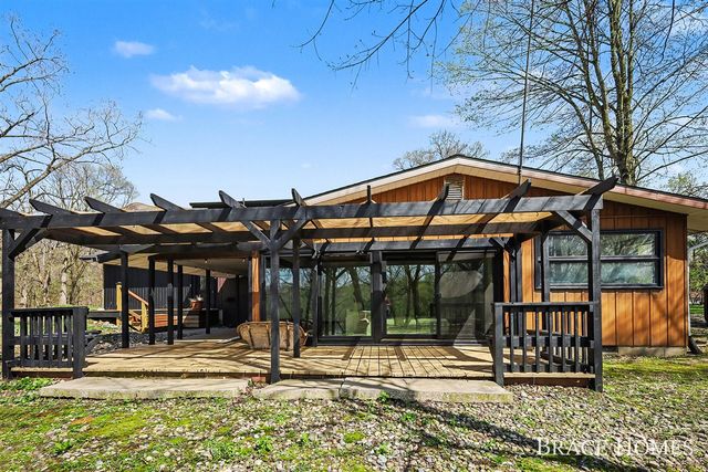 249 Thurman Street, Belding, MI 48809