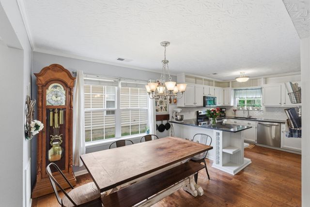 123 River Run Court, Georgetown, KY 40324