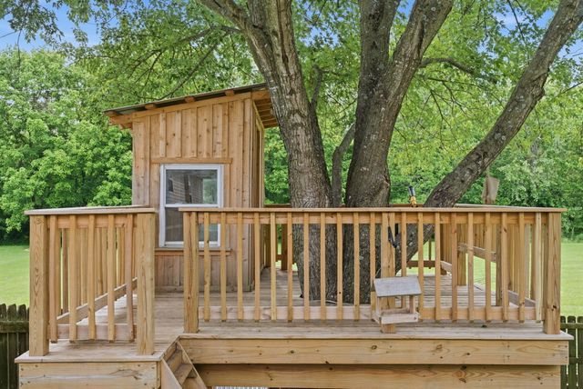 123 River Run Court, Georgetown, KY 40324