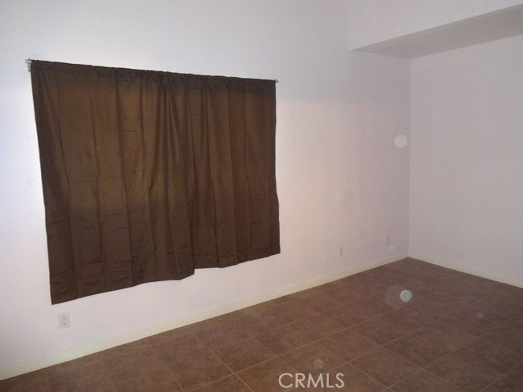 Image 11 of property listing at 11417 Culver Boulevard 2, Los Angeles, CA 90066