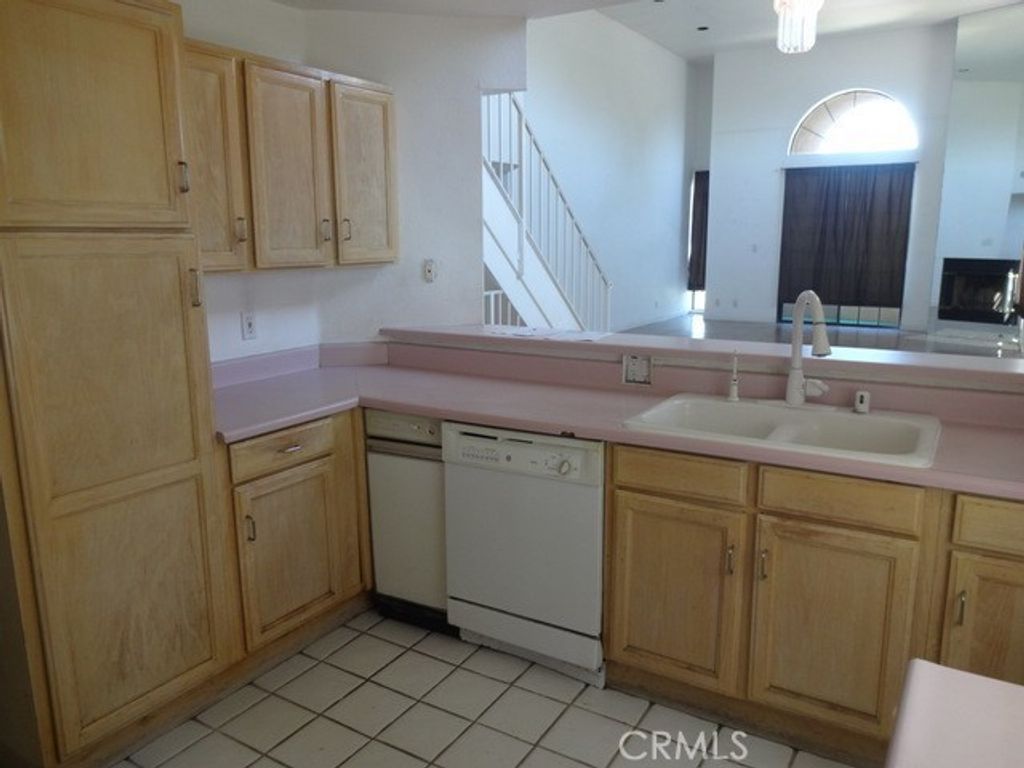 Image 20 of property listing at 11417 Culver Boulevard 2, Los Angeles, CA 90066