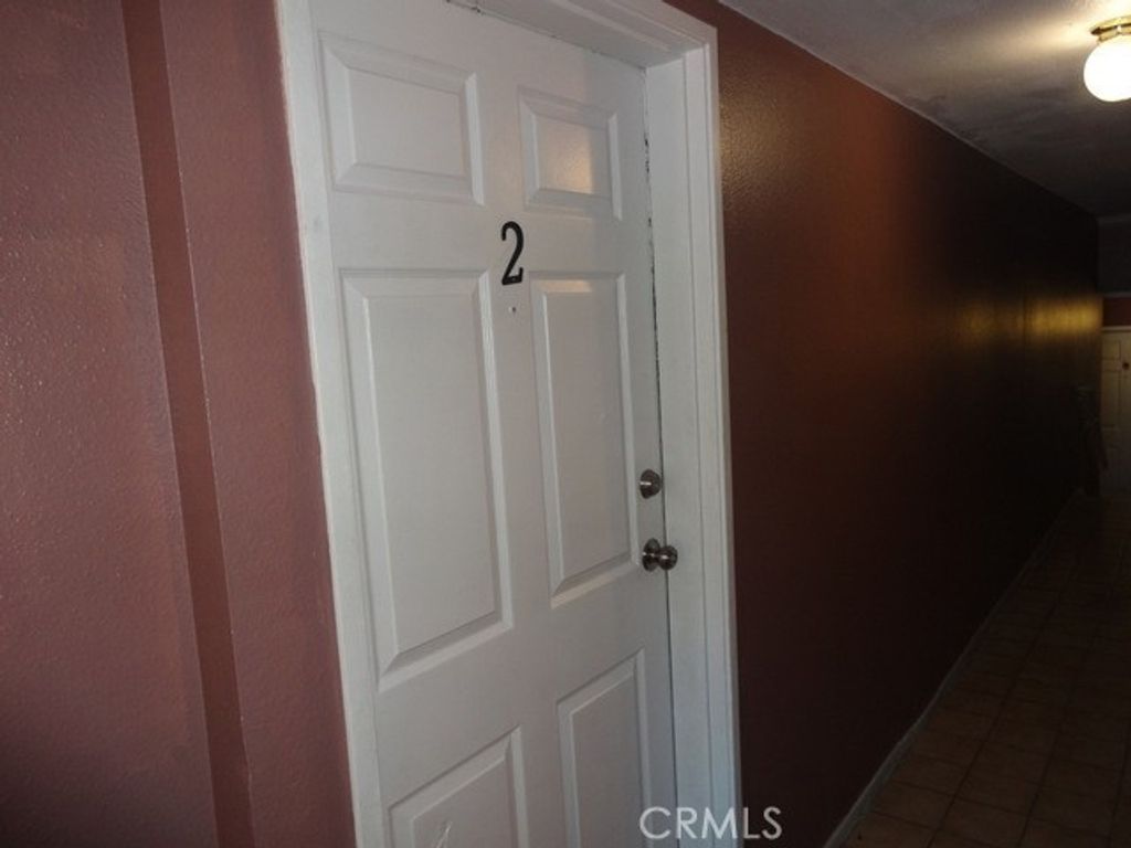 Image 4 of property listing at 11417 Culver Boulevard 2, Los Angeles, CA 90066