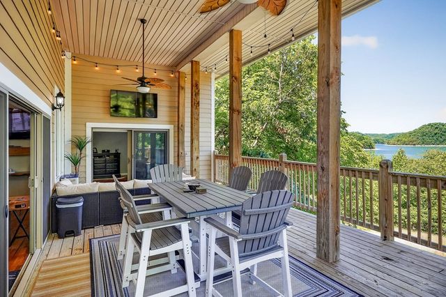 2975 Johnson Chapel Rd, Sparta, TN 38583