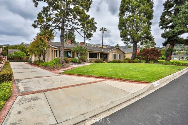 2059 Country Club, Glendora, CA 91741